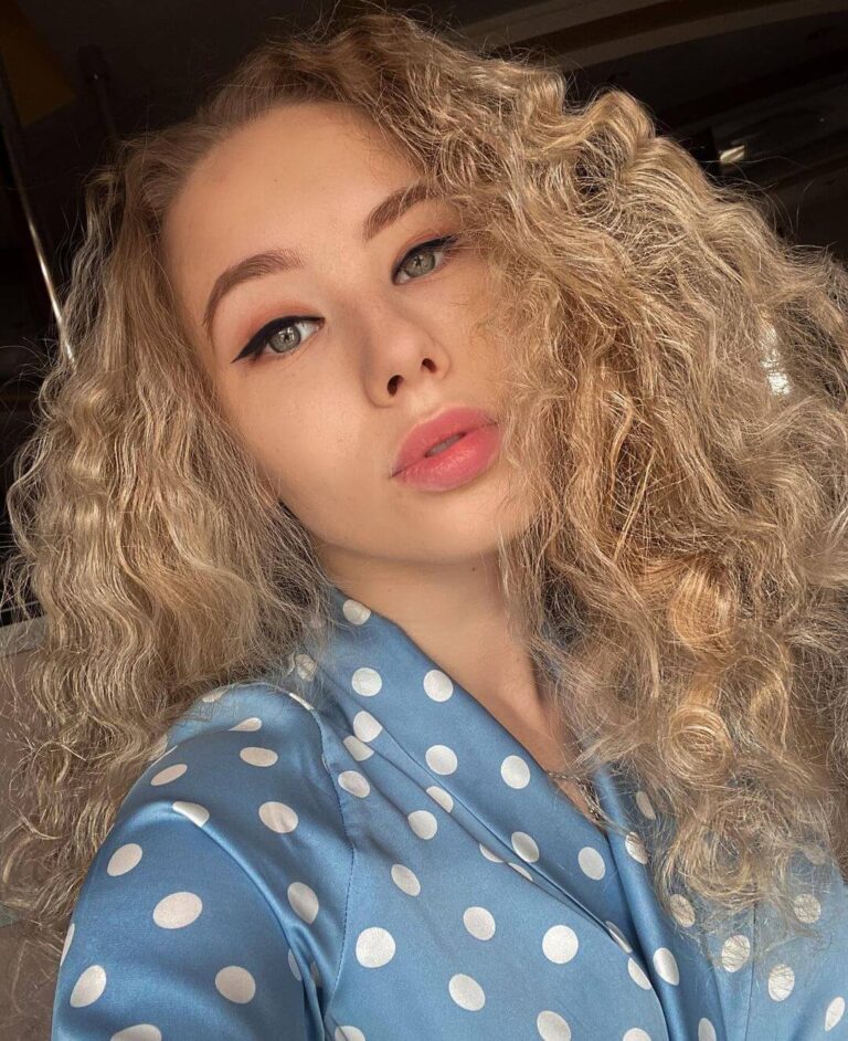 Ukrainian Mail Order Brides: The Best Ukrainian Wives Are Here!