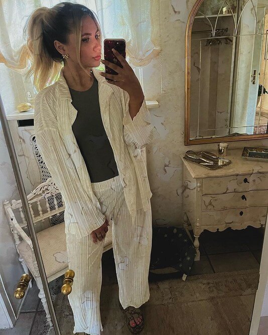 ukrainian single woman