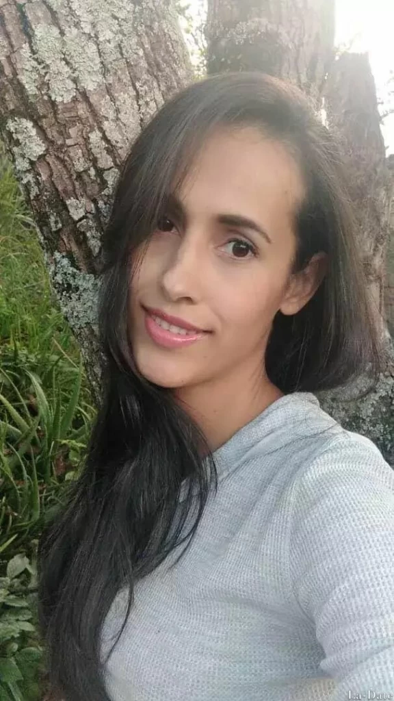 Karolina Profile image 5