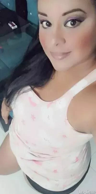 Nohemi Profile image 4