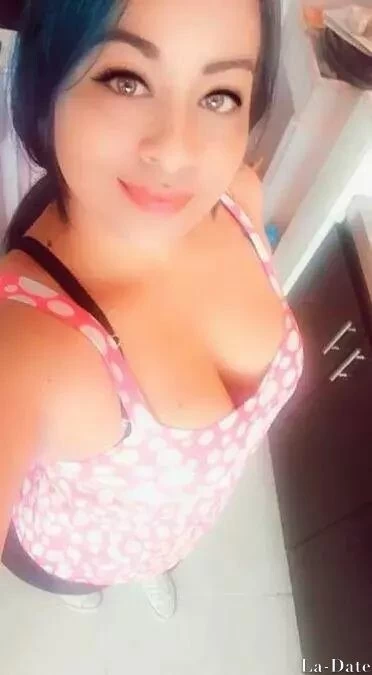 Nohemi Profile image 6