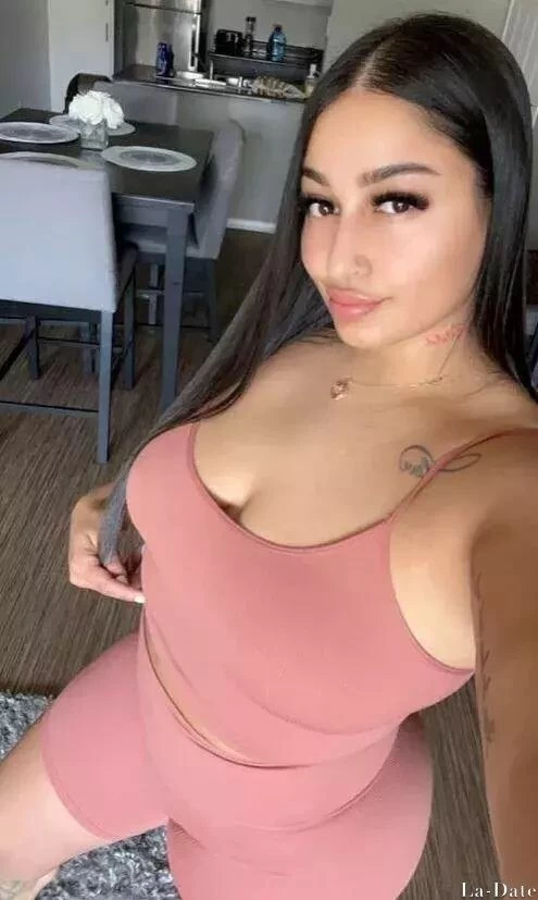 Edmary Profile image 6