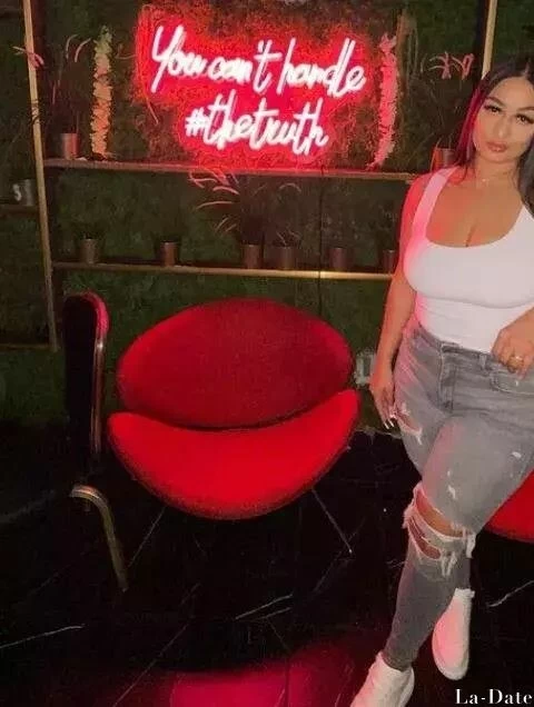 Edmary Profile image 4