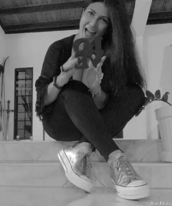 Emely Profile image 5