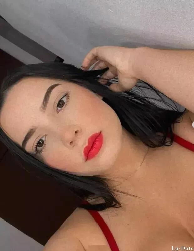 Abigail Profile image 4