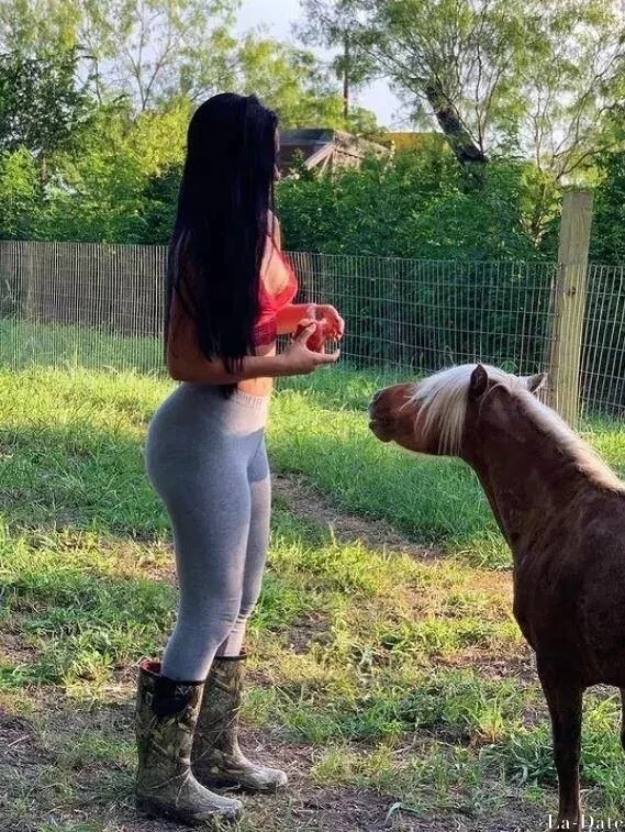 Yuseila Profile image 2