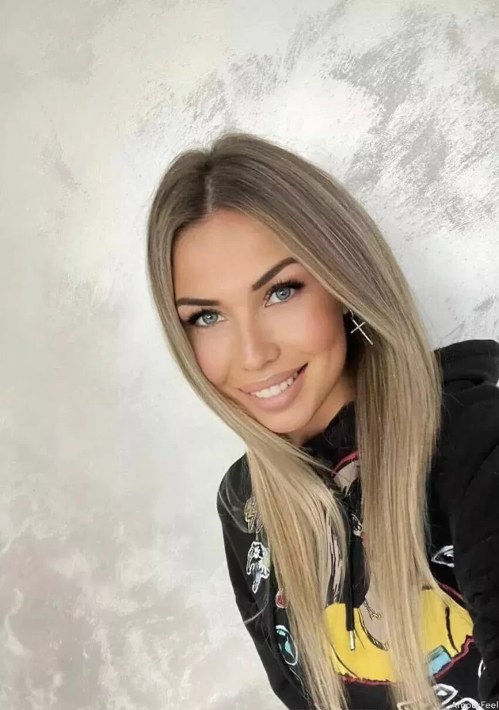 Anastasia, 33
