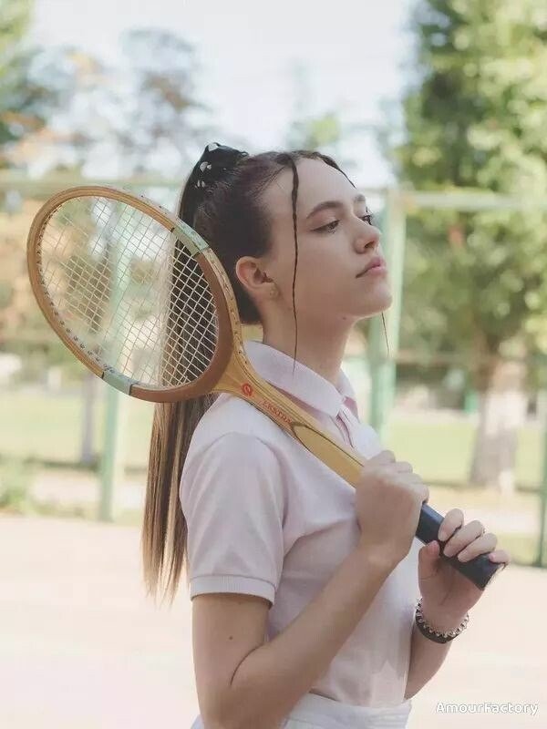 Yelyzaveta Profile image 5