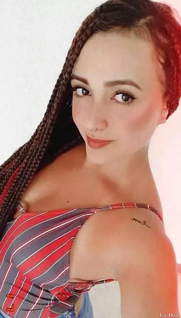 Tatiana Profile image 5