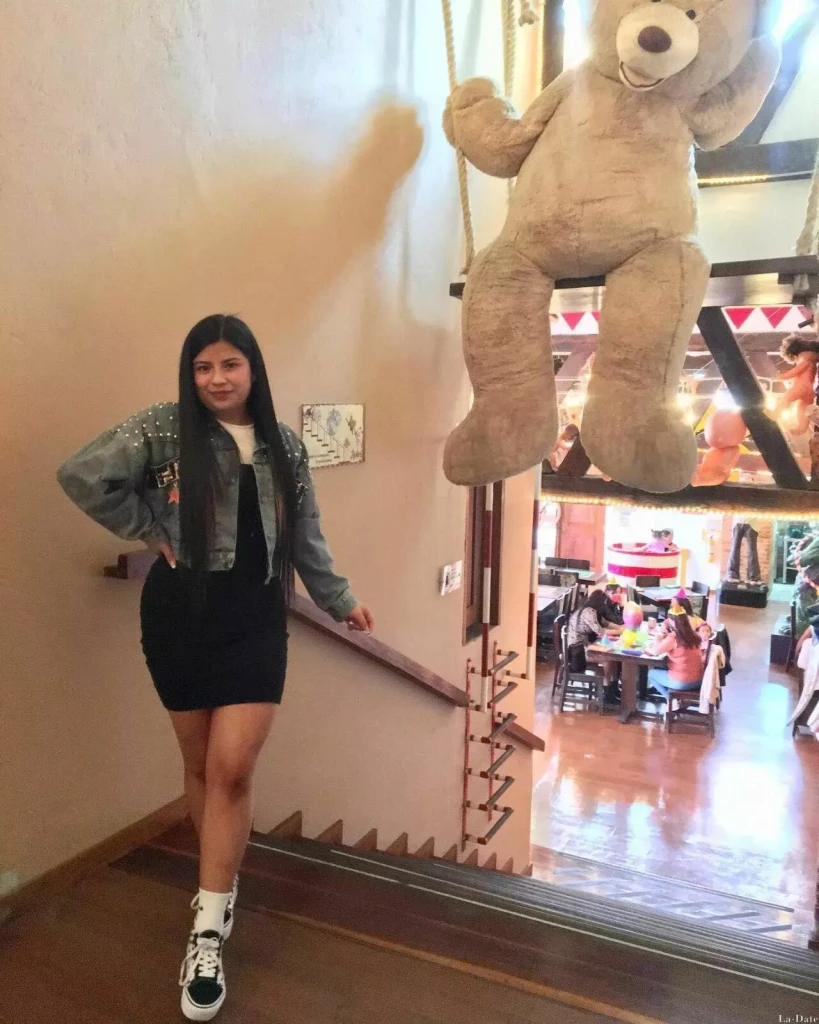 Alexandra Profile image 1