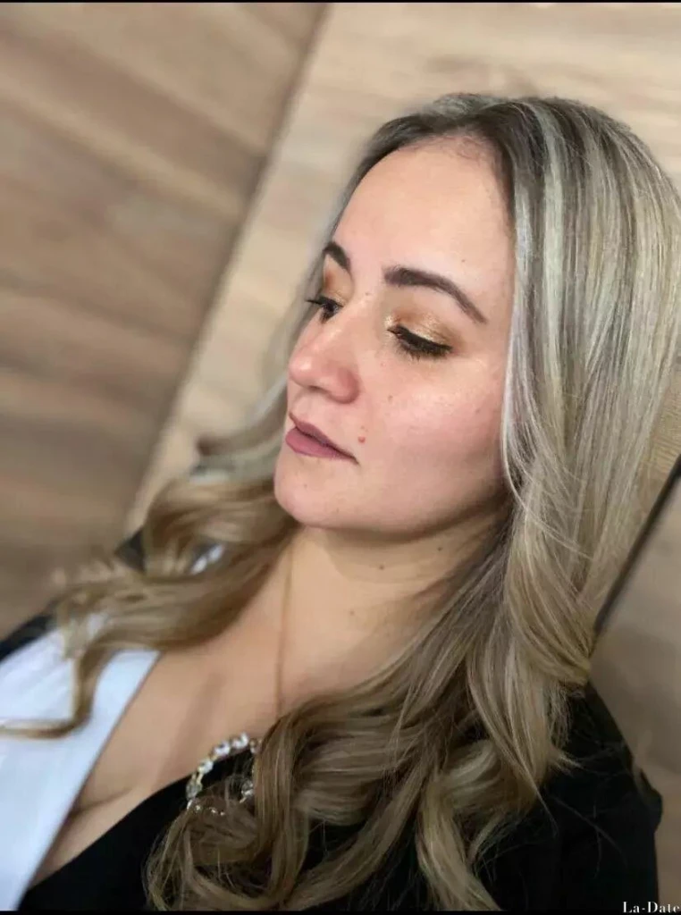 Cindy Profile image 2