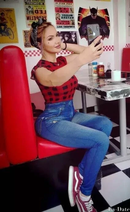 Cecibel Profile image 1