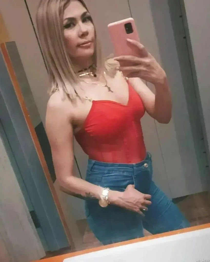 Vanessa Profile image 3