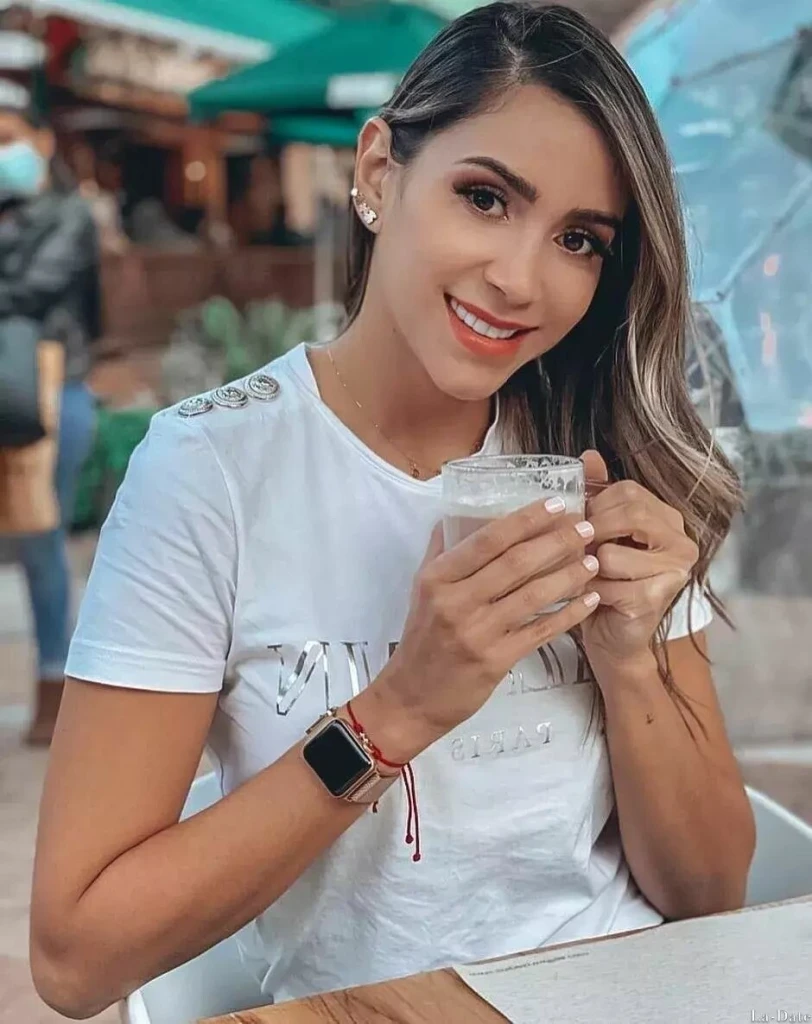 Milena Profile image 3