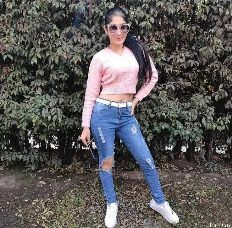 Valentina Profile image 2