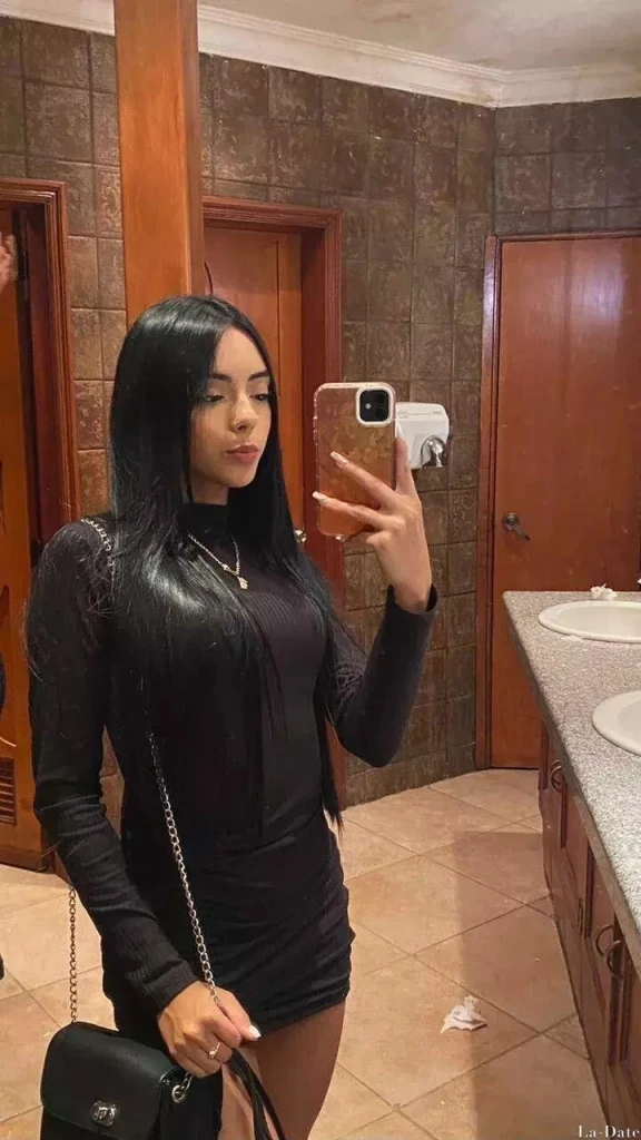 Yohana Profile image 4