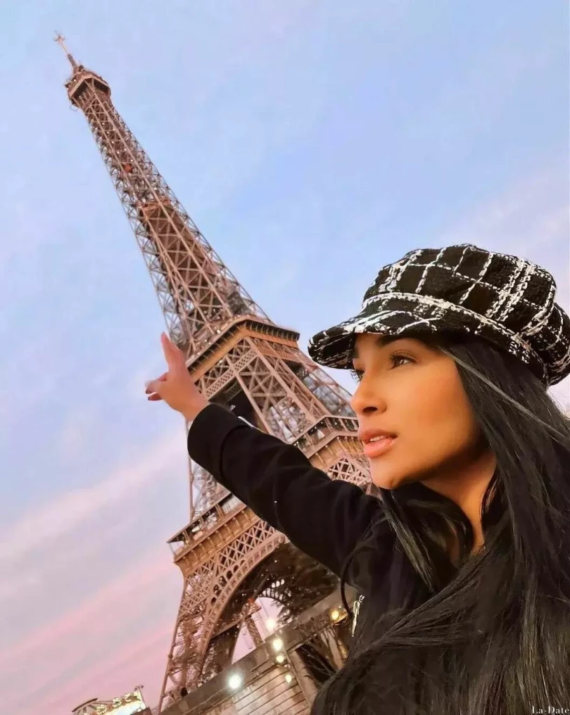 Paola Profile image 3