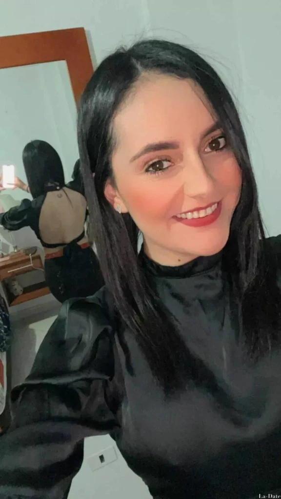 Viviana Profile image 5