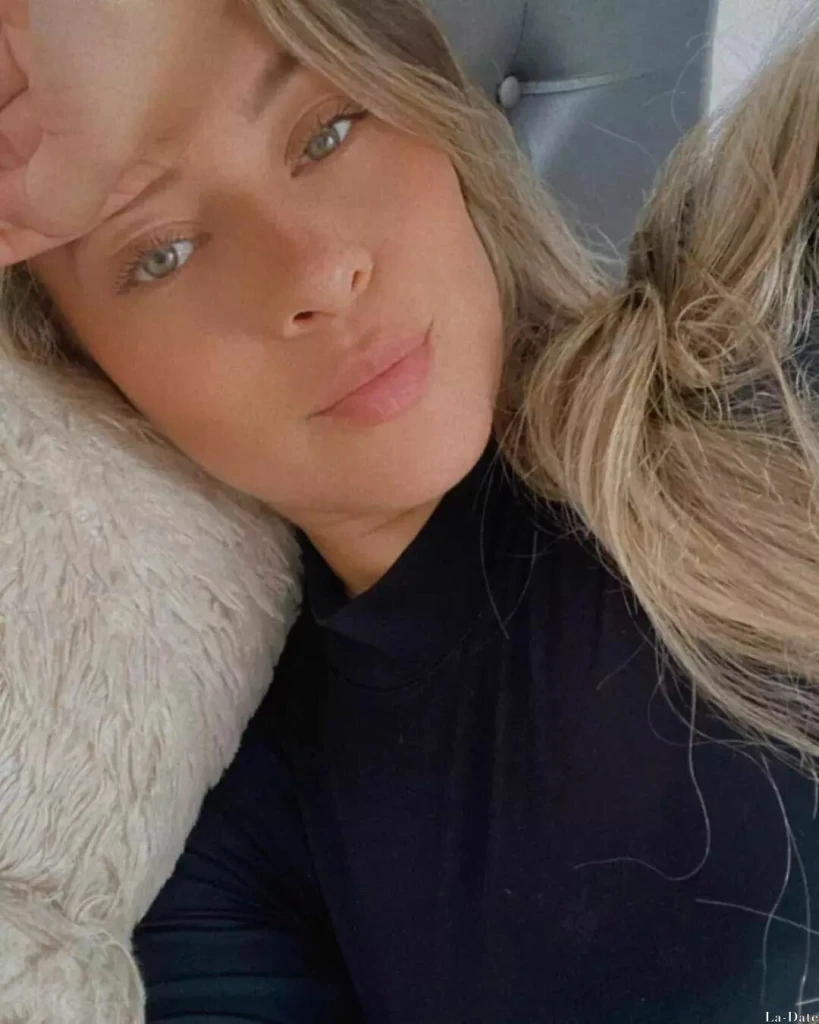 Paula Profile image 6