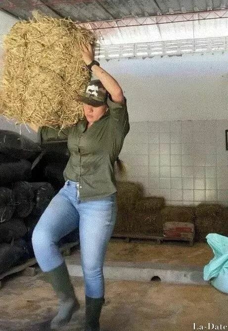 Paula Profile image 2