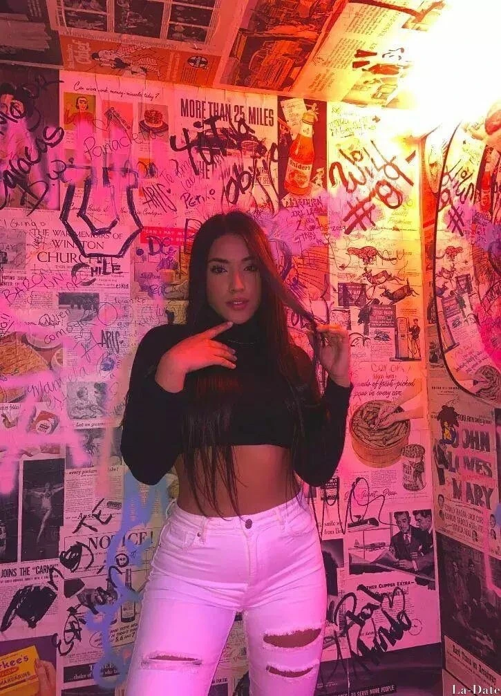 Silvia Profile image 5