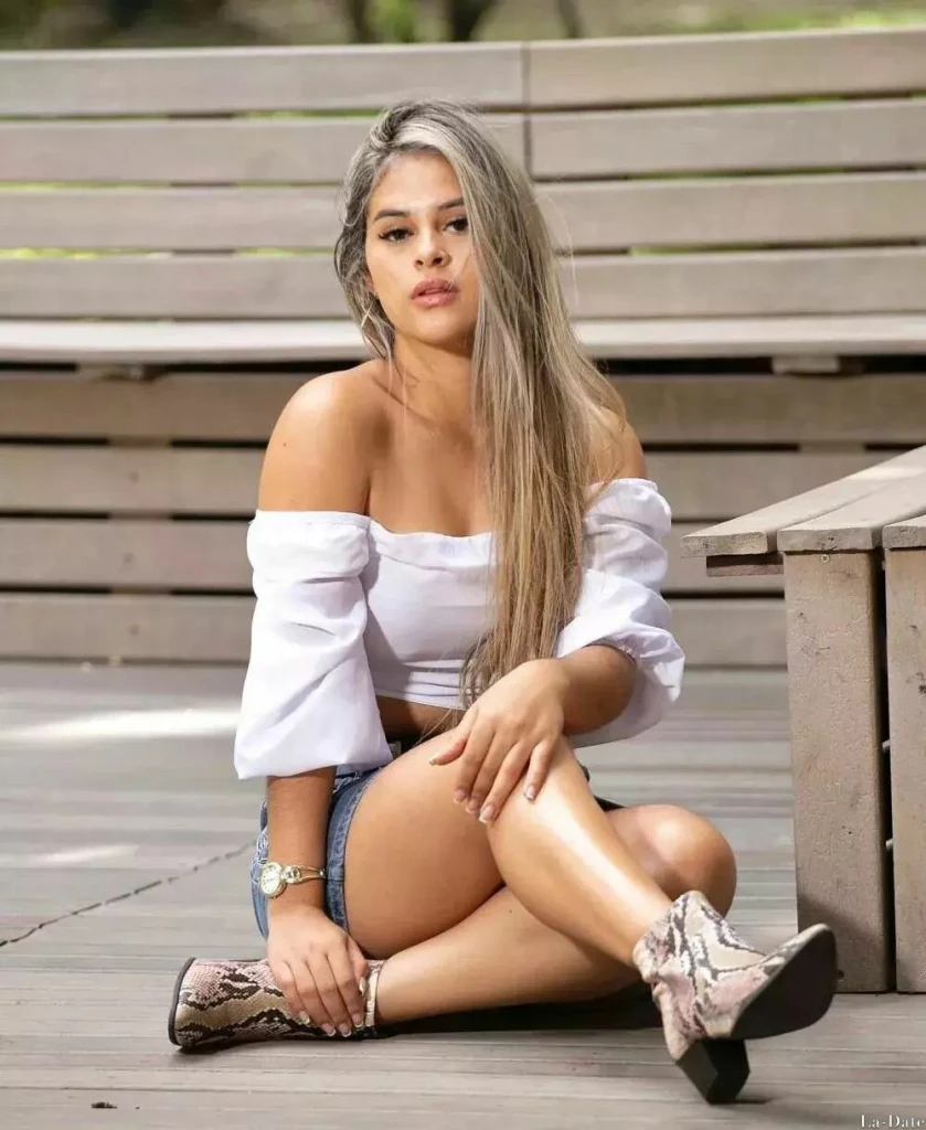 Andrea Profile image 3