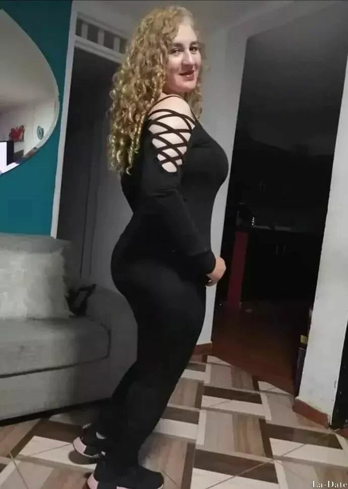 Rosa Profile image 4