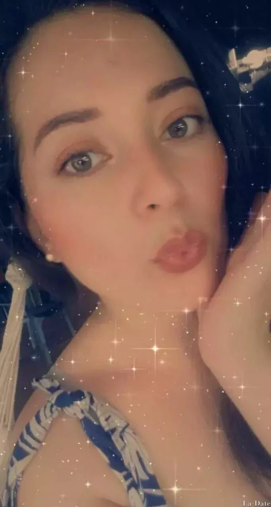 Milena Profile image 1