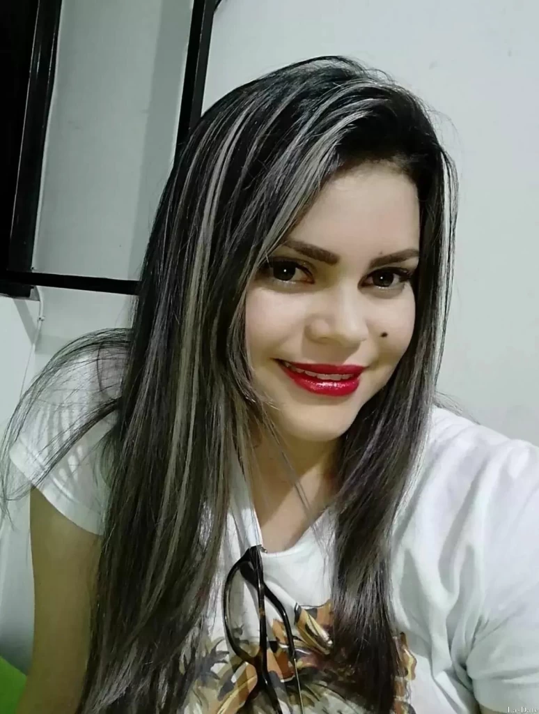 Carmen Profile image 3