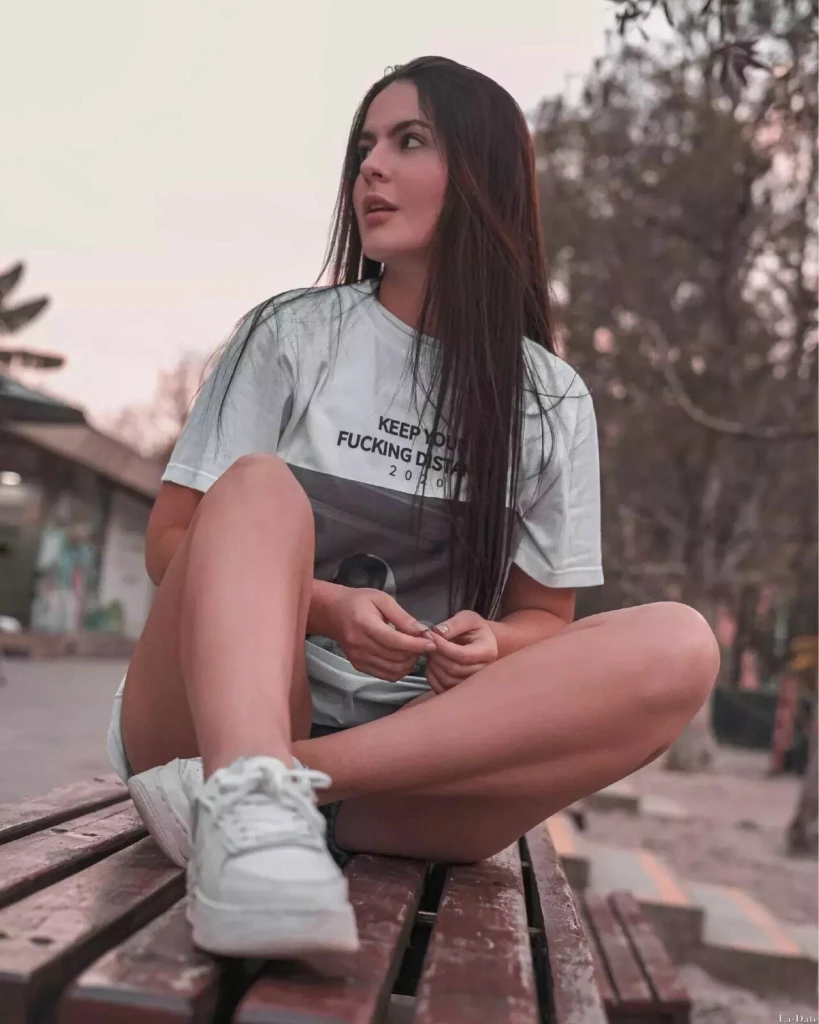 Maria Profile image 2