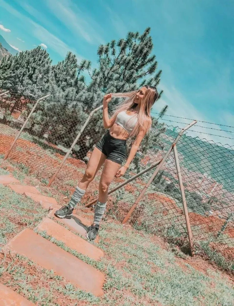 Daniela Profile image 5