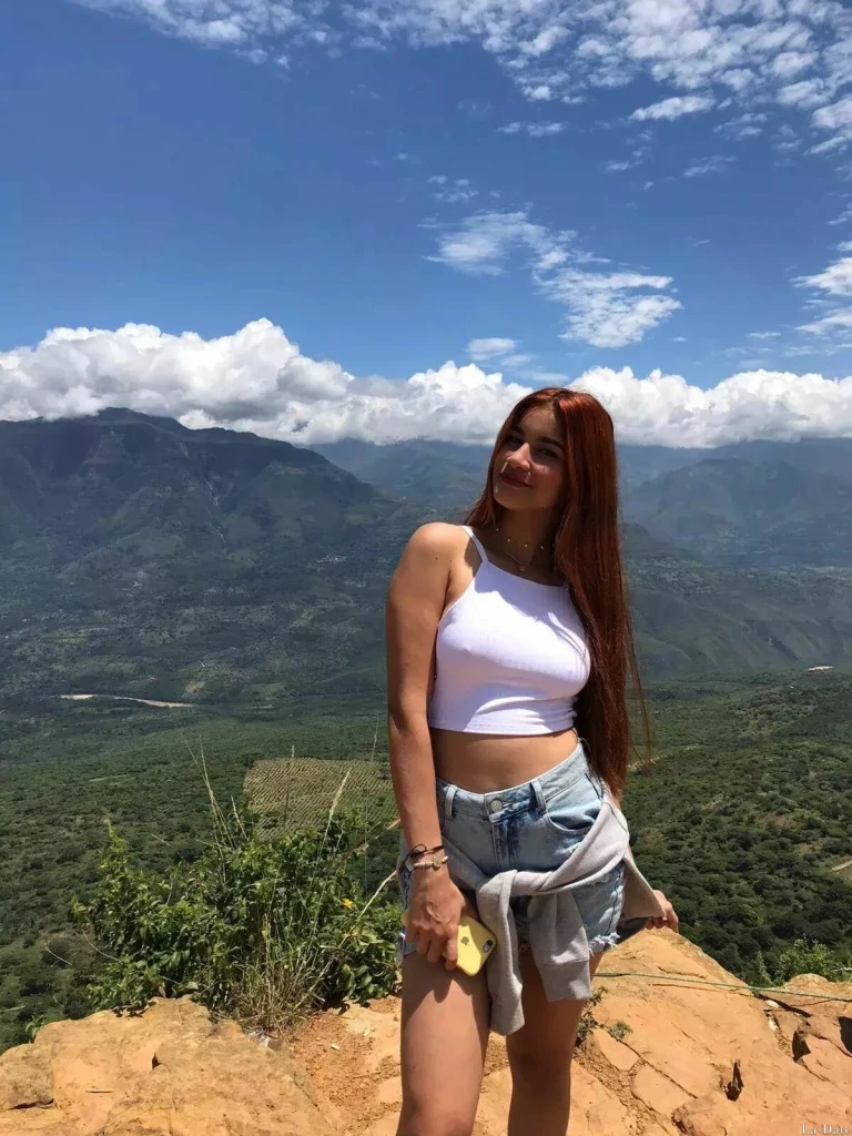 Vanessa Profile image 1