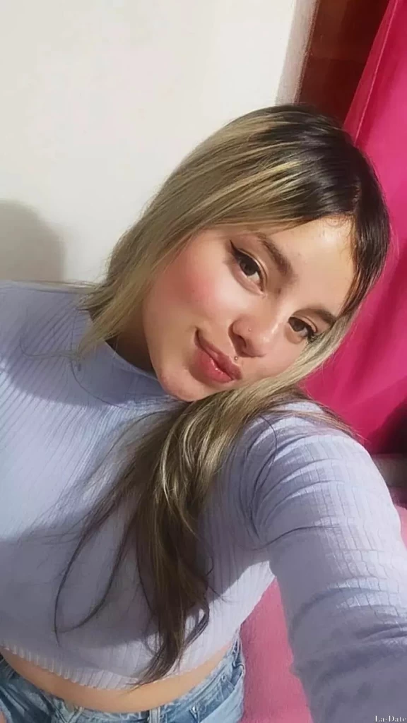 Catalina Profile image 2