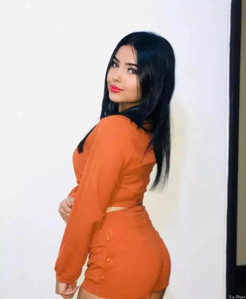 Dayana Profile image 6