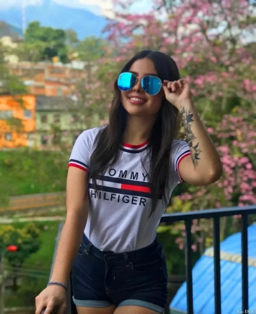 Dayana Profile image 4